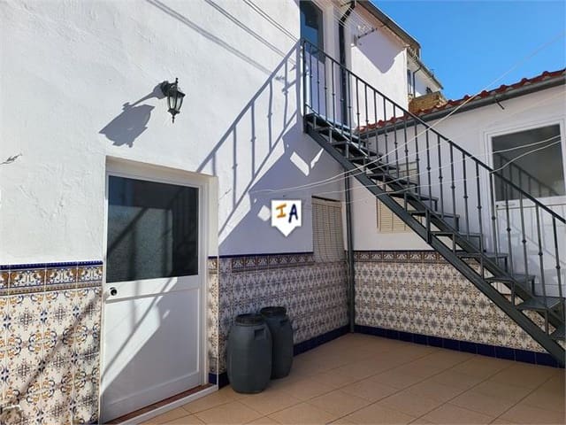 4 slaapkamer Huis te koop in Antequera met garage - € 165.000 (Ref: 8526376)