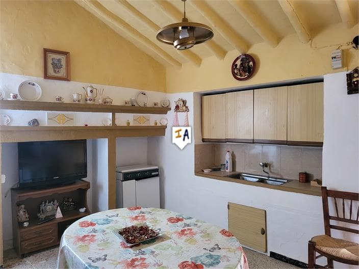 6 soveværelse Finca/Landehus til salg i Villanueva de Algaidas - € 140.000 (Ref: 8541852)