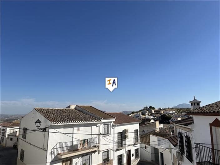 5 slaapkamer Huis te koop in Fuente-Tojar met garage - € 97.000 (Ref: 8556489)