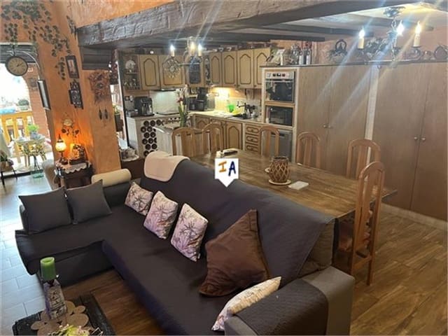 3 soveværelse Byhus til salg i Alcalá la Real med garage - € 265.000 (Ref: 8559179)