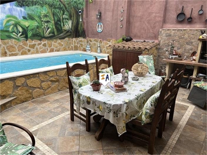 3 sypialnia Dom na sprzedaż w Alcala la Real z garażem - 265 000 € (Ref: 8559179)