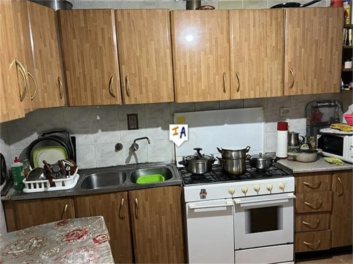 5 soveværelse Byhus til salg i Alcala la Real med garage - € 65.000 (Ref: 8583863)