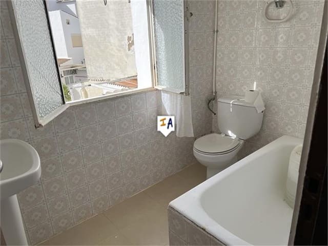 3 soverom Hus til salgs i Cabra - € 78 000 (Ref: 8586987)