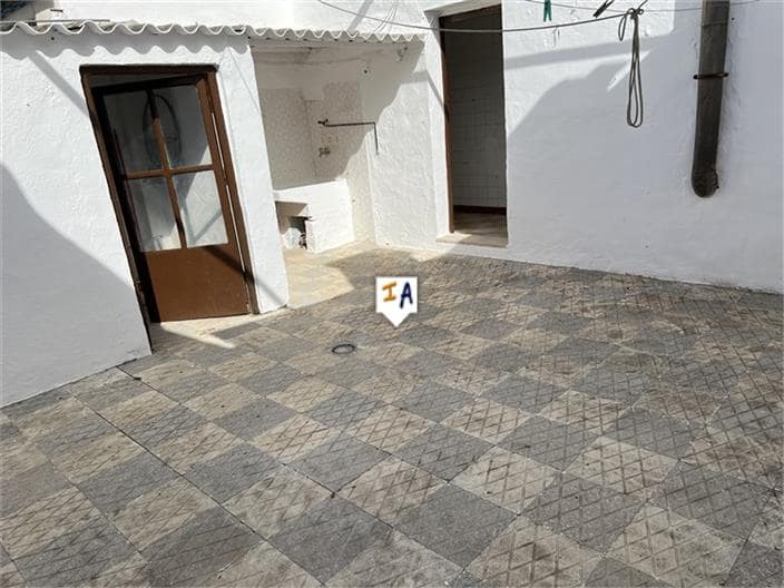 3 soverom Hus til salgs i Cabra - € 78 000 (Ref: 8586987)