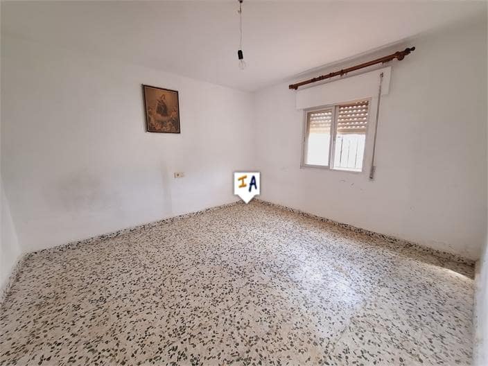 2 bedroom Townhouse for sale in Alcaucin - € 66,500 (Ref: 8601139)