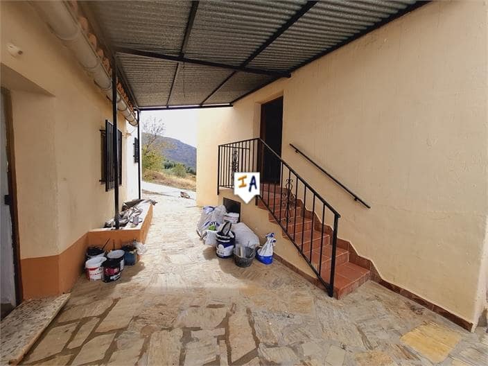 2 bedroom Townhouse for sale in Alcaucin - € 66,500 (Ref: 8601139)