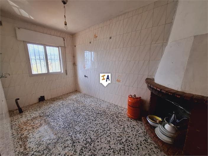 2 bedroom Townhouse for sale in Alcaucin - € 66,500 (Ref: 8601139)