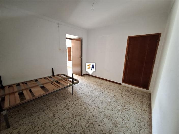 2 bedroom Townhouse for sale in Alcaucin - € 66,500 (Ref: 8601139)