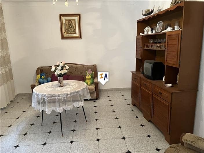 4 soveværelse Byhus til salg i Castillo de Locubin - € 59.995 (Ref: 8651805)