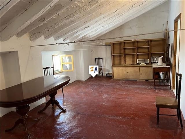 6 soverom Hus til salgs i Luque med garasje - € 69 000 (Ref: 8658107)