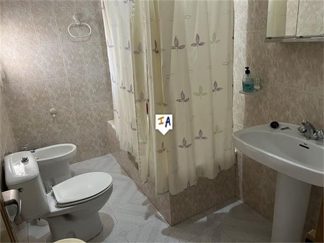 5 soverom Hus til salgs i Zambra, Rute med garasje - € 215 000 (Ref: 8667845)