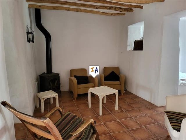 4 soveværelse Byhus til salg i Lora de Estepa med swimmingpool - € 150.000 (Ref: 8670013)