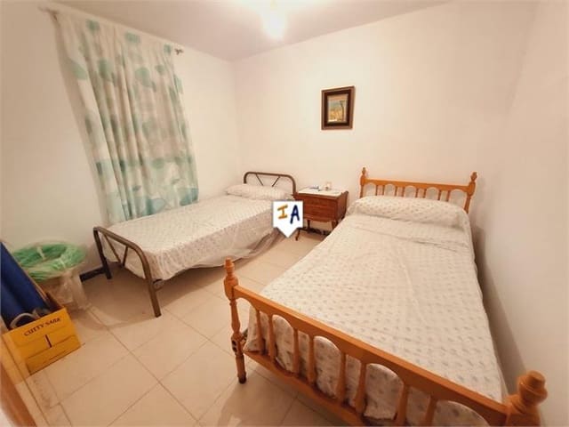 2 soveværelse Byhus til salg i Alcaucín med garage - € 142.000 (Ref: 8683756)