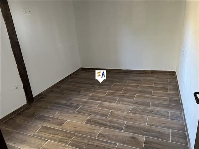 2 slaapkamer Finca/Landhuis te koop in Moclín met garage - € 182.000 (Ref: 8692358)