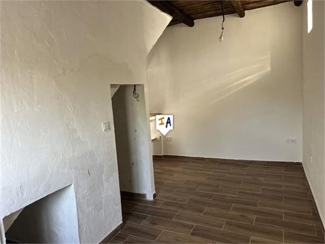 2 slaapkamer Finca/Landhuis te koop in Moclín met garage - € 182.000 (Ref: 8692358)