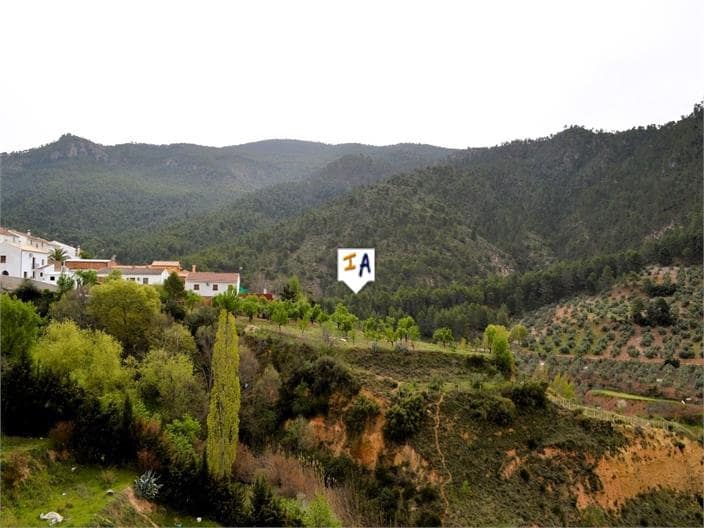 9 soveværelse Byhus til salg i Orcera - € 49.000 (Ref: 8713179)