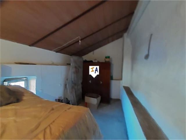 5 slaapkamer Finca/Landhuis te koop in Alcalá la Real met garage - € 88.000 (Ref: 8723517)