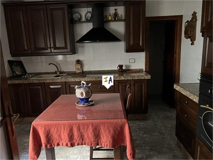 5 slaapkamer Huis te koop in Luque - € 120.000 (Ref: 8729007)