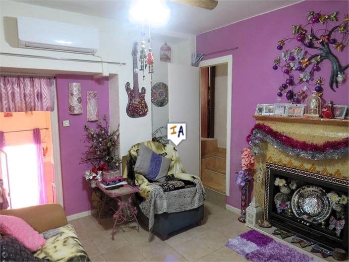 3 soveværelse Byhus til salg i Bobadilla de Alcaudete - € 55.000 (Ref: 8737111)