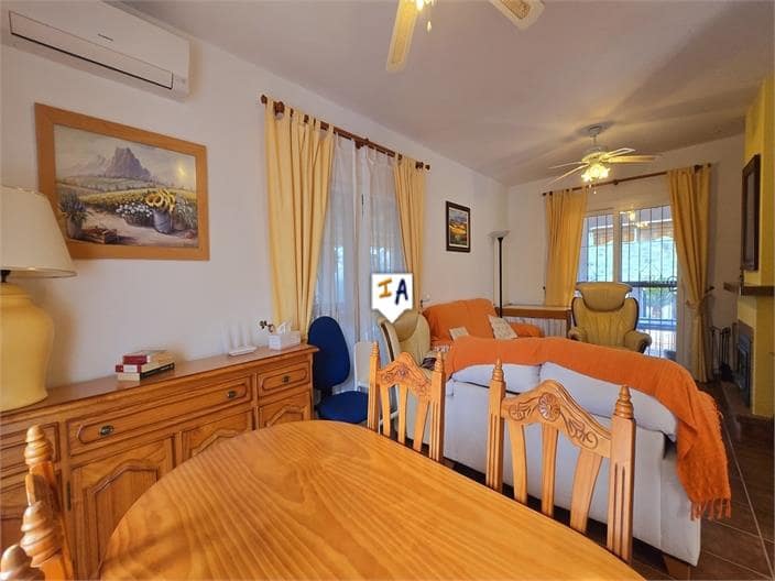 4 soveværelse Villa til salg i Alcaucin med swimmingpool - € 345.000 (Ref: 8759491)