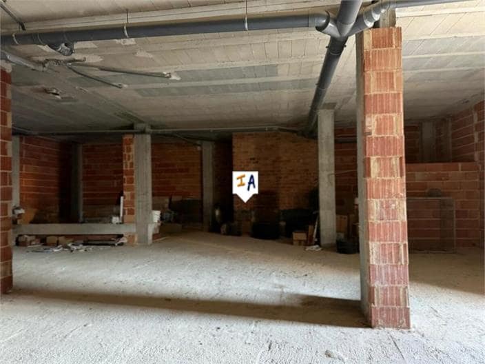Erhverv til salg i Torredelcampo - € 190.000 (Ref: 8759492)