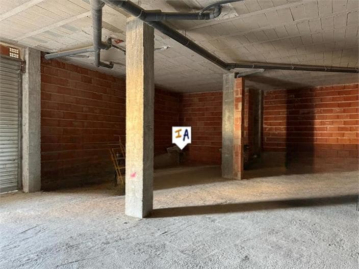 Erhverv til salg i Torredelcampo - € 190.000 (Ref: 8759492)