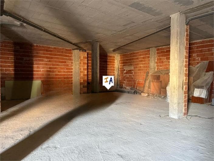 Erhverv til salg i Torredelcampo - € 190.000 (Ref: 8759492)