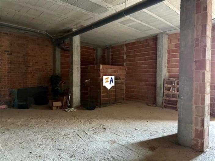 Erhverv til salg i Torredelcampo - € 190.000 (Ref: 8759492)