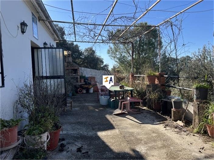 Finca/Landehus til salg i Alcala la Real med swimmingpool garage - € 140.000 (Ref: 8763191)