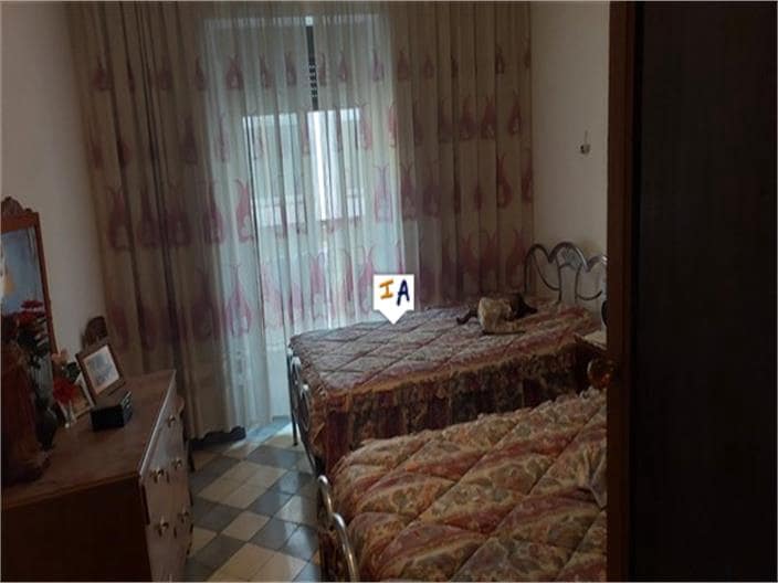 3 slaapkamer Huis te koop in Alcala la Real - € 84.000 (Ref: 8769841)