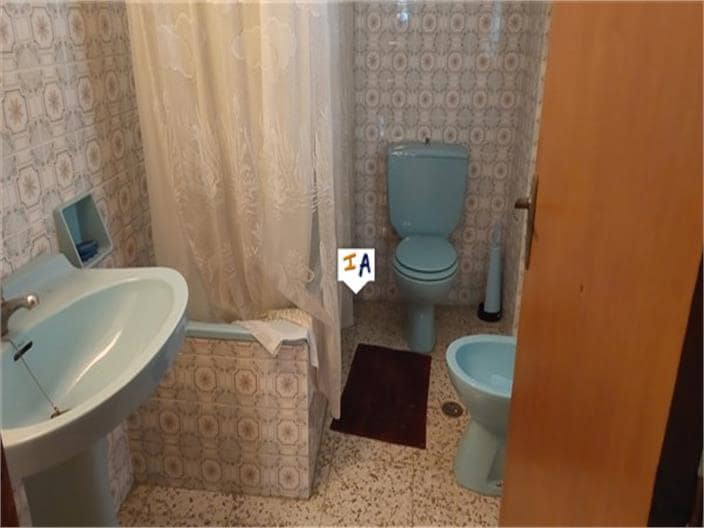3 slaapkamer Huis te koop in Alcala la Real - € 84.000 (Ref: 8769841)