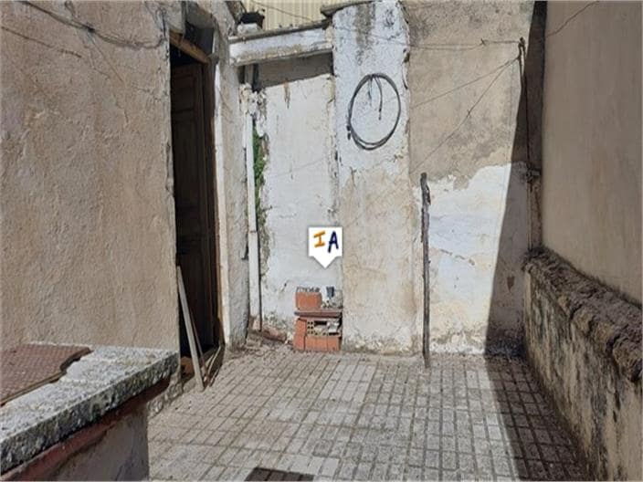 3 slaapkamer Huis te koop in Alcala la Real - € 84.000 (Ref: 8769841)