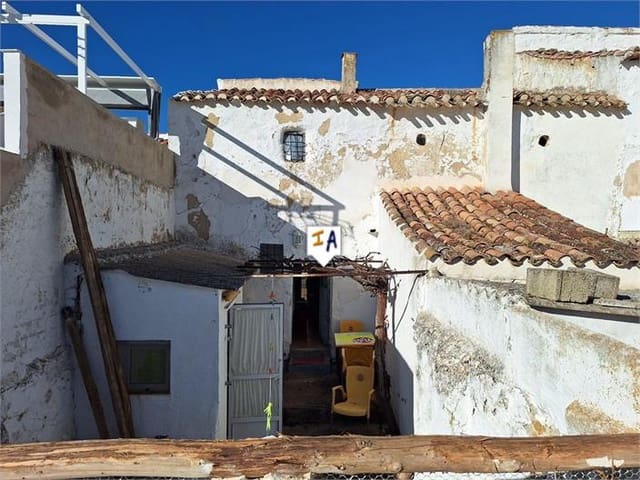 2 soveværelse Byhus til salg i La Carrasca, Martos - € 21.000 (Ref: 8788871)