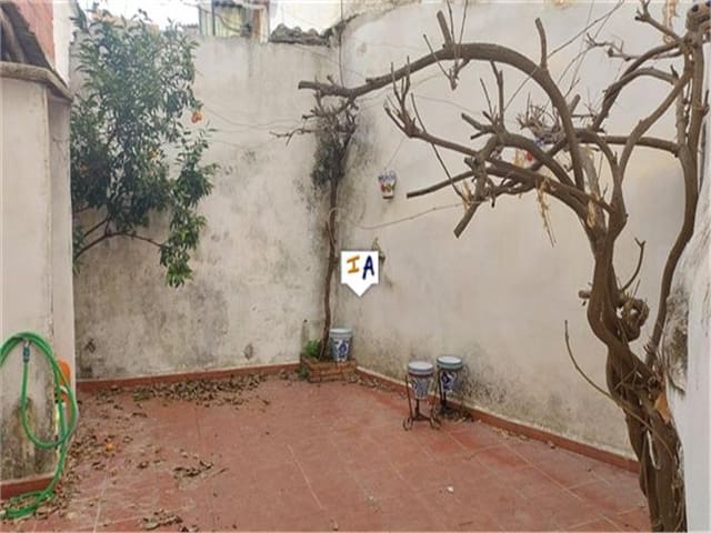 5 slaapkamer Huis te koop in Colomera - € 69.000 (Ref: 8791642)