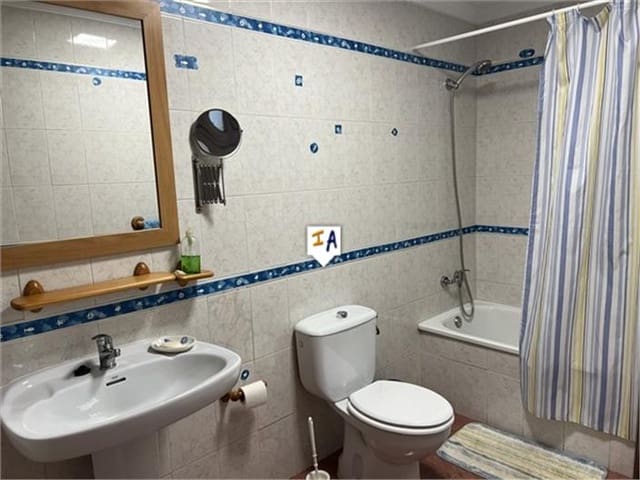 3 slaapkamer Appartement te koop in Loja - € 105.000 (Ref: 8797125)