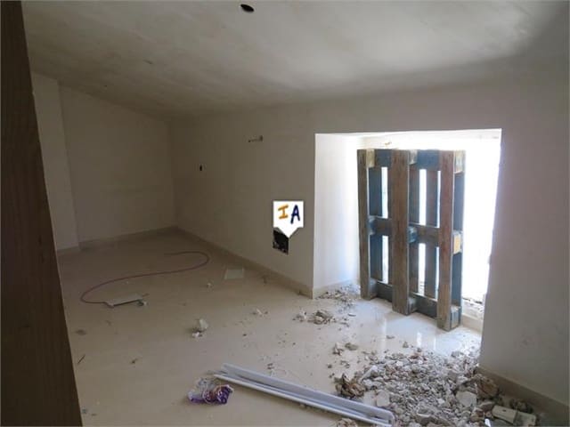 3 chambre Maison de Ville à vendre à Martos - 35 000 € (Ref: 8800563)