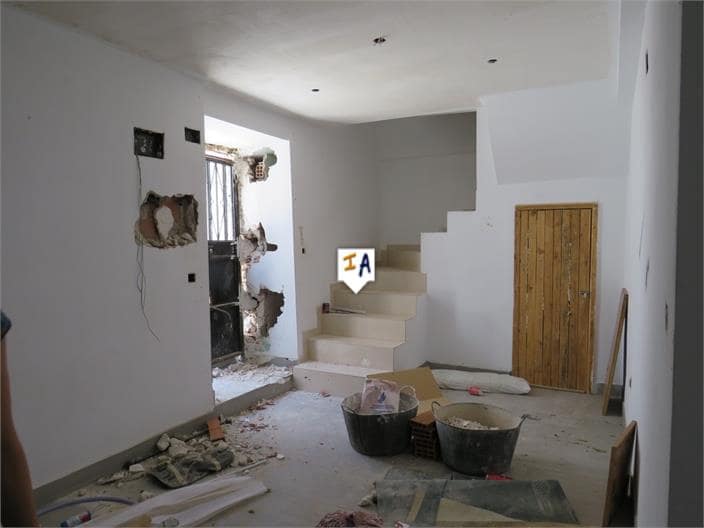 3 soveværelse Byhus til salg i Martos - € 35.000 (Ref: 8800563)