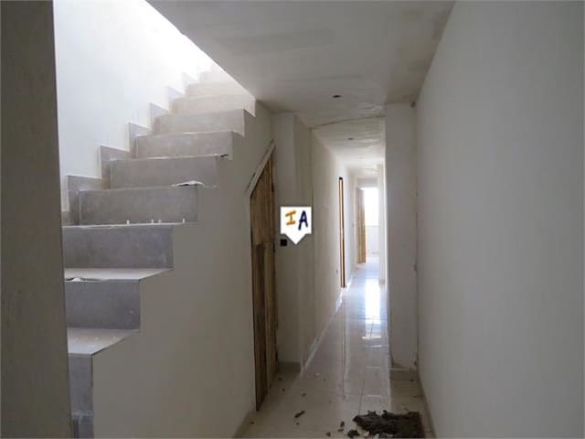 3 chambre Maison de Ville à vendre à Martos - 35 000 € (Ref: 8800563)