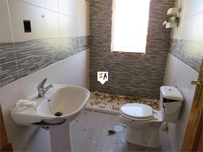 3 soveværelse Byhus til salg i Martos - € 35.000 (Ref: 8800563)