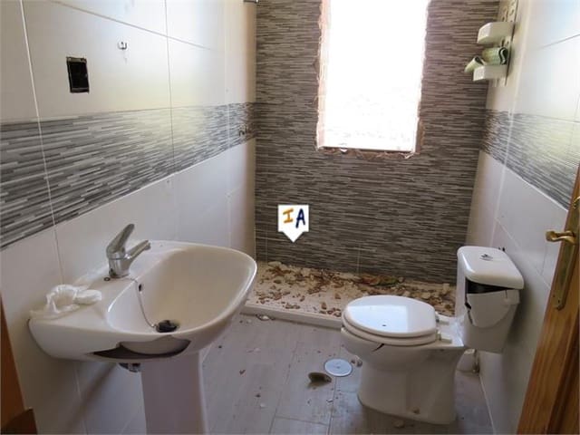 3 chambre Maison de Ville à vendre à Martos - 35 000 € (Ref: 8800563)