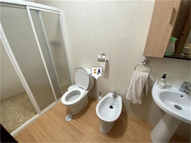 4 soveværelse Byhus til salg i Alcalá la Real med garage - € 87.000 (Ref: 8800565)