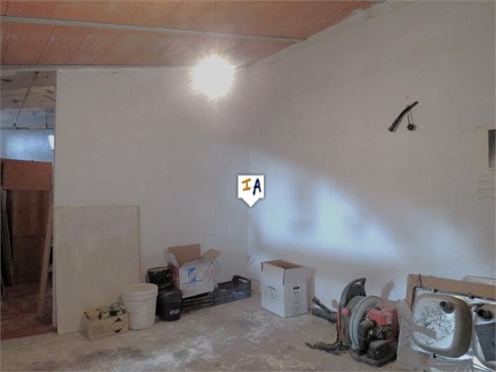 5 soveværelse Byhus til salg i Martos - € 42.000 (Ref: 8809209)