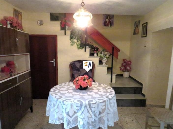 5 soveværelse Byhus til salg i Martos - € 42.000 (Ref: 8809209)