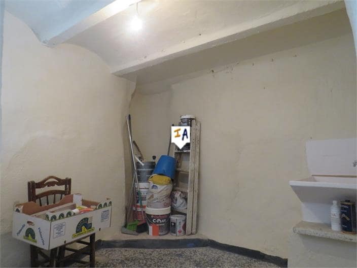 5 soveværelse Byhus til salg i Martos - € 42.000 (Ref: 8809209)