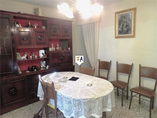 5 soverom Hus til salgs i Martos - € 42 000 (Ref: 8809209)