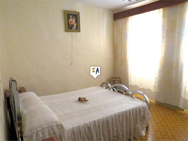 5 soverom Hus til salgs i Martos - € 42 000 (Ref: 8809209)