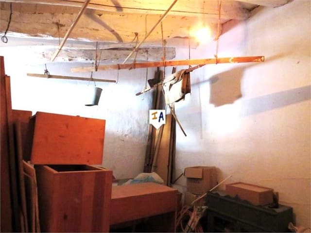 5 soverom Hus til salgs i Martos - € 42 000 (Ref: 8809209)