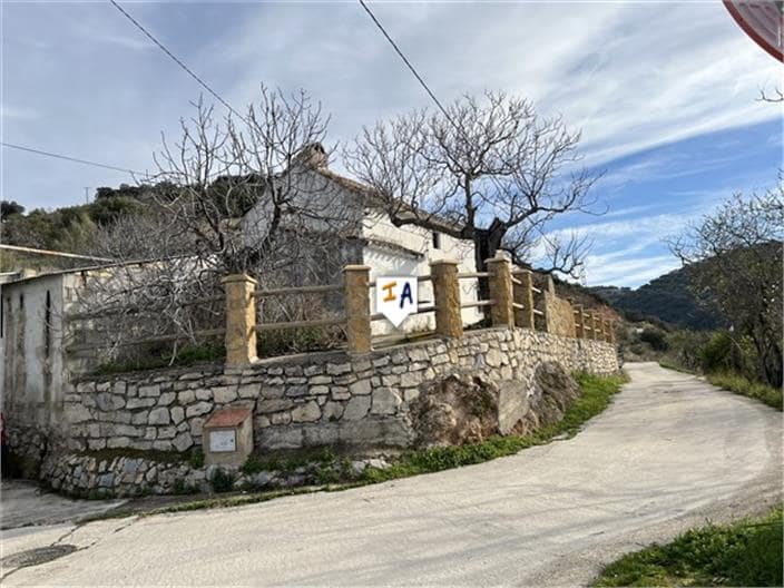 2 chambre Finca/Maison de Campagne à vendre à Algarinejo avec garage - 68 000 € (Ref: 8816909)