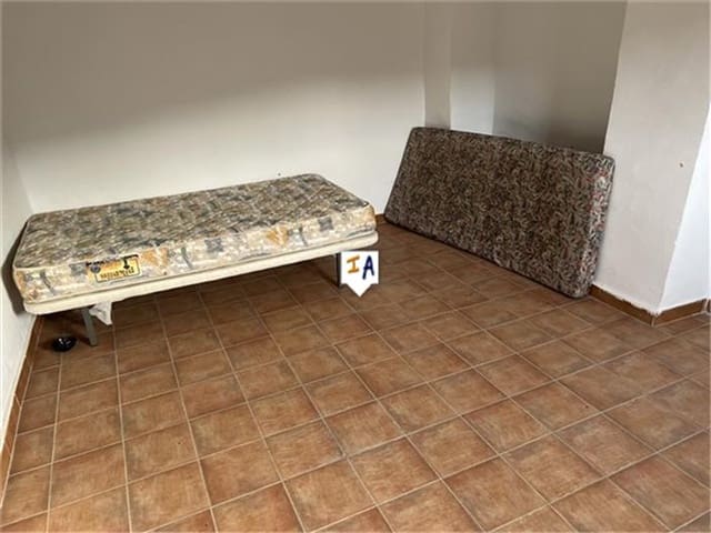 2 chambre Finca/Maison de Campagne à vendre à Algarinejo avec garage - 68 000 € (Ref: 8816909)