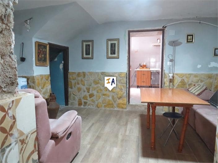 5 soverom Hus til salgs i Martos - € 59 000 (Ref: 8821587)